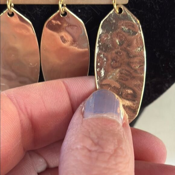 Contemporary Long Gold Tone Geometric Art Deco Pendant Necklace 32” - Picture 5 of 7